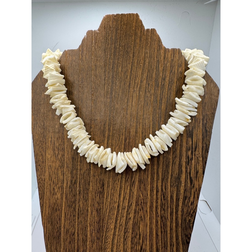 Vintage Puka Shell Necklace Chunky White Coastal Beach Choker 90s Surfer Mermaid